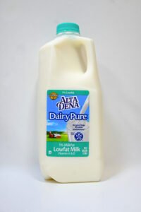 DAIRY PURE 1% MILK HALF